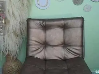 Bigasskattaleya  live sex cam