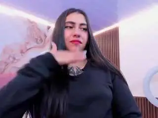 Kiara-tay  live sex cam