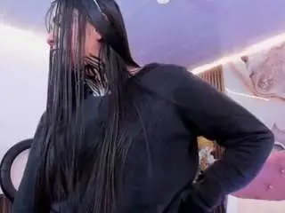 Kiara-tay  live sex cam