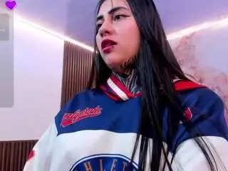 Kiara-tay  live sex cam
