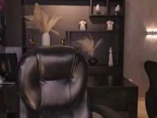 Mialaurence  live sex cam