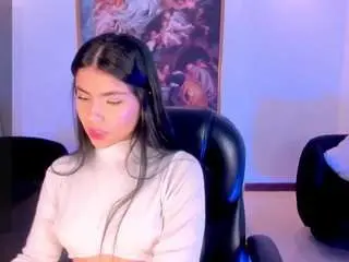 Mialaurence  live sex cam