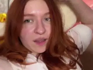 Rubymoutray  live sex cam