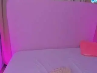 Sashafoxxx0  live sex cam