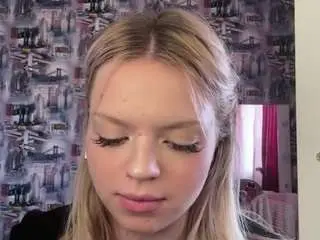 Shanongrinie  live sex cam