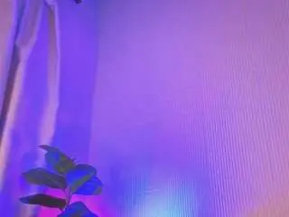 Sky-rose  live sex cam