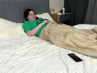 Vampire333  live sex cam