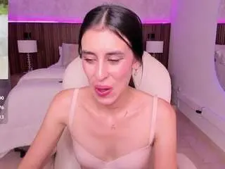 Karlaa-james  live sex cam