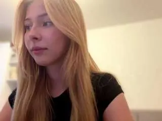 Kerriyoumon  live sex cam