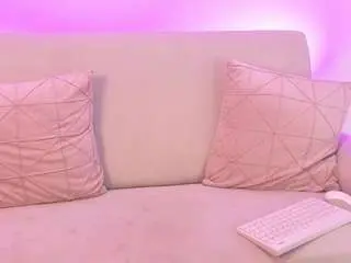 Mia-heart  live sex cam