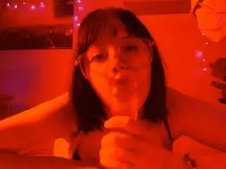 Mira-cool  live sex cam