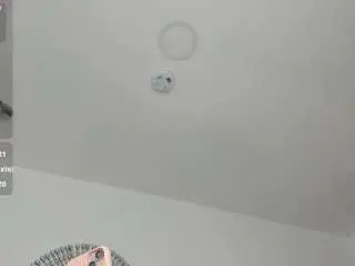 Miranda-crawford  live sex cam