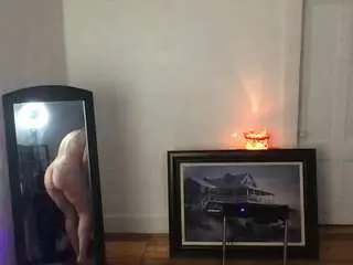 Sirensixfoot  live sex cam