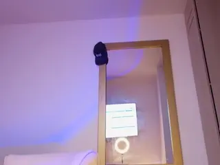 Tanalux  live sex cam