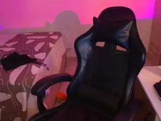 Tanalux  live sex cam