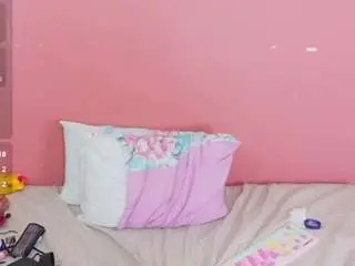 Chantal-quinn  live sex cam