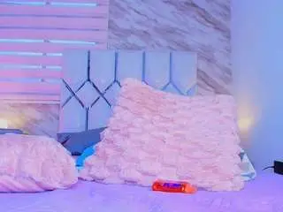 Collett-t  live sex cam