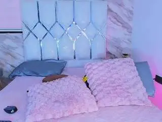 Collett-t  live sex cam