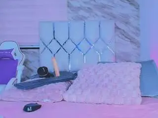 Collett-t  live sex cam