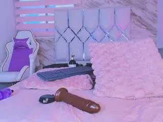 Collett-t  live sex cam