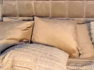 Dakotawangi  live sex cam