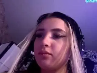 Ilianalozon  live sex cam