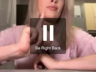 Silviahambelton  live sex cam