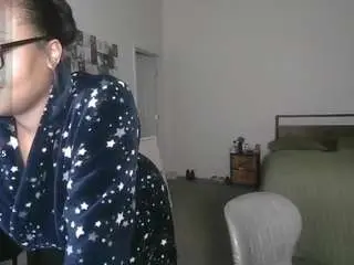 Thelifeofmalij  live sex cam