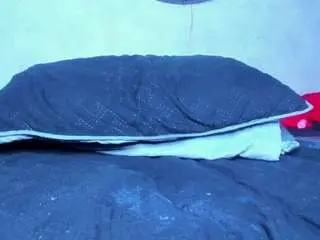 Honny-23  live sex cam