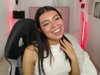Maia-reficco  live sex cam