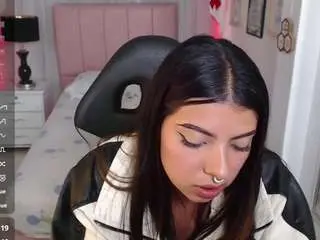 Maia-reficco  live sex cam