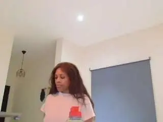 Miamuffn  live sex cam