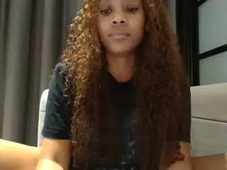 Miamuffn  live sex cam
