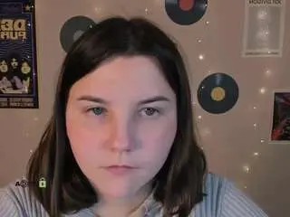 Sun-julia  live sex cam