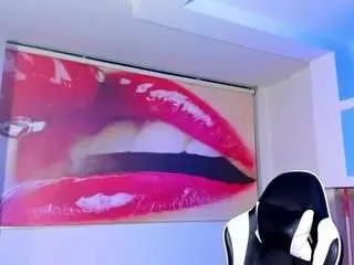 Briana-kimm  live sex cam
