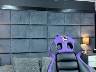 Cherryy-bomb  live sex cam