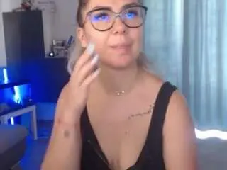 Erikamoreno  live sex cam