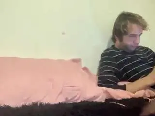 Interracialfreaksss  live sex cam