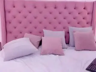 Charlott-lee  live sex cam