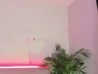 Hanna-2modesty  live sex cam