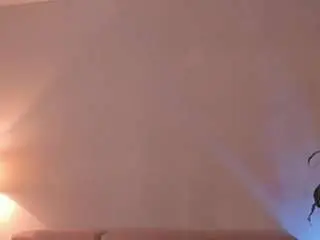 Hanna-2modesty  live sex cam