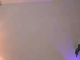 Hanna-2modesty  live sex cam