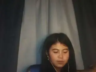 Heidemoeser  live sex cam