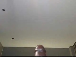 Krispyshot  live sex cam