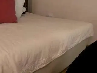 Nicole-miler  live sex cam