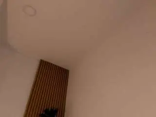 Nicole-miler  live sex cam