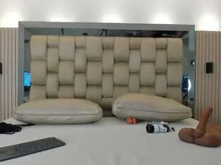 Noah-pariss  live sex cam