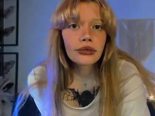 Sweet-mell  live sex cam