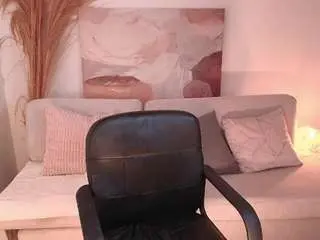 Victorialeia  live sex cam