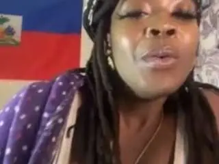 Haitiansinsationsquirtqueen  live sex cam